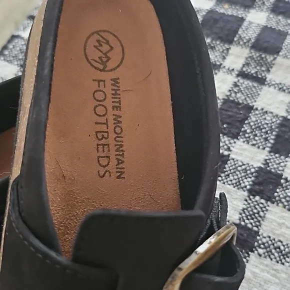 White Moubtain Women's Bueno Slip On Clogs - Picture 8 of 9